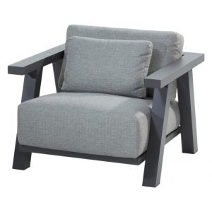 4 Seasons Outdoor Iconic lounge chair