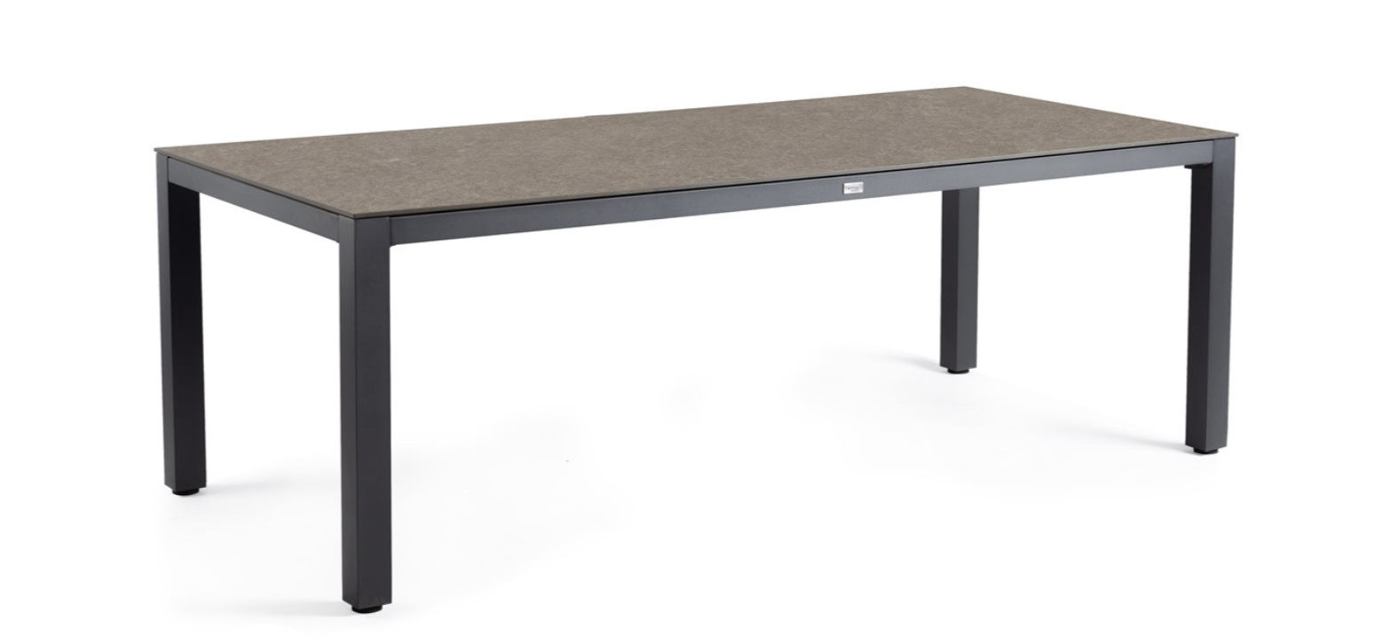 Tierra Outdoor Briga Trespa tafel 240 x 100 cm Top Dark Basalt