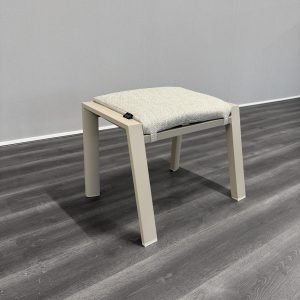 Sens Line Luccio hocker sand