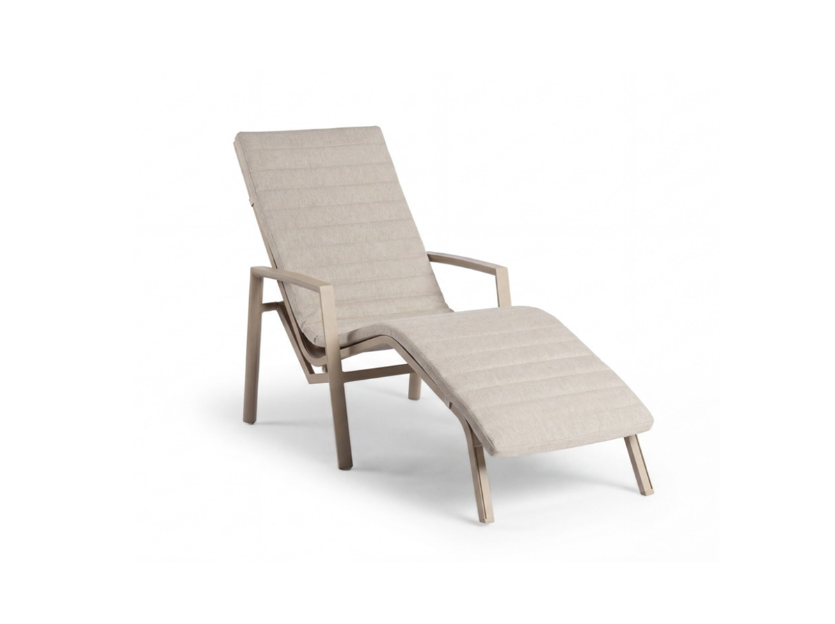 Tierra Outdoor Wave ligbed/relaxstoel Champagne